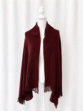 ALFRED SUNG Deep Burgundy Knit Fringe Wrap